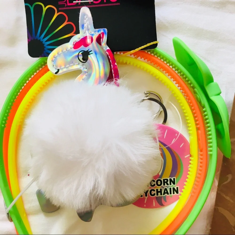 KEY CHAIN UNICORN LIP GLOSS SOCKS HEADBANDS SMORES